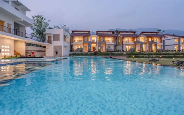 Evara Spa & Resort
