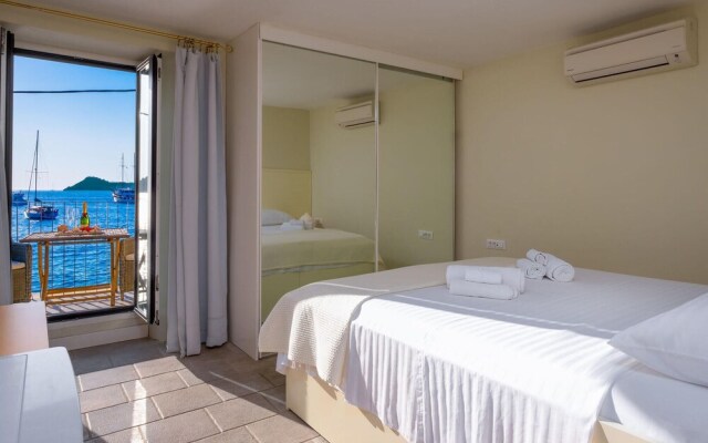 Nice Home in Lopud With 4 Bedrooms and Wifi