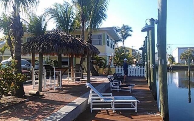Shipwreck Motel