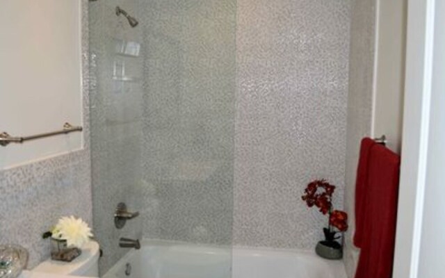 Two-bedroom Apartment at Villa Tunis