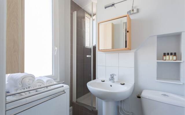 Central Nest - Republique