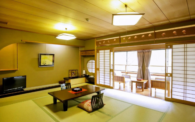 Sento Ryokan – Guest Rooms – Toyooka