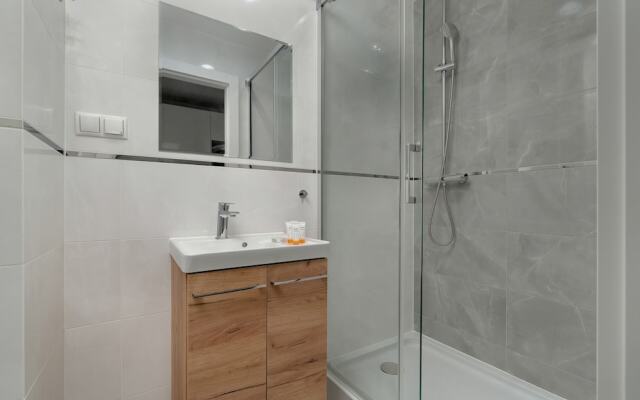 Old Market Square Studio by Renters