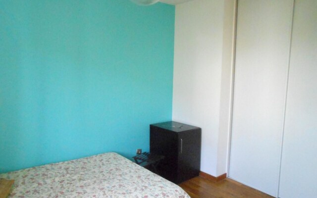 House with 8 Bedrooms in Villeurbanne, with Wifi