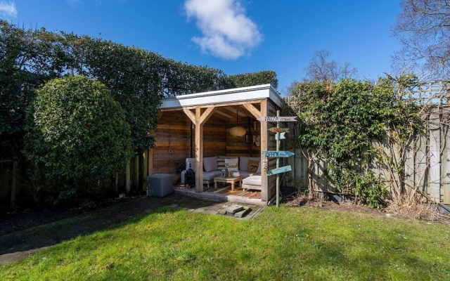 Rustic-modern Furnished Holiday Home With an Exciting Garden