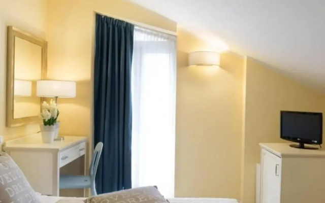 Villa Rosa BeYou Hotel