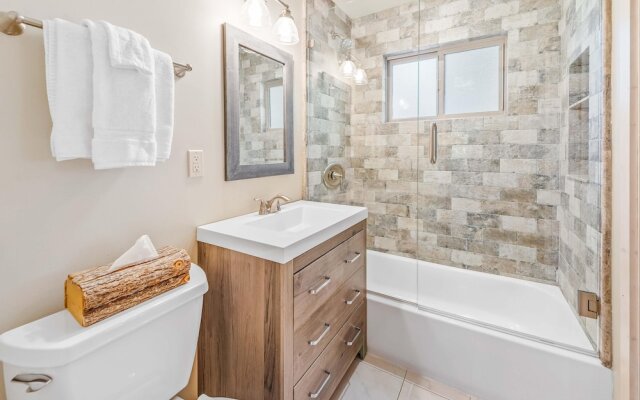 103 - Bow Canyon Escape