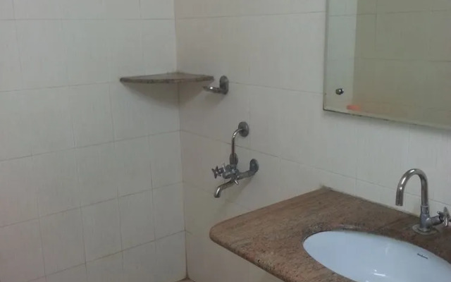 Hotel Royal Grand, Nampally, Hyderabad