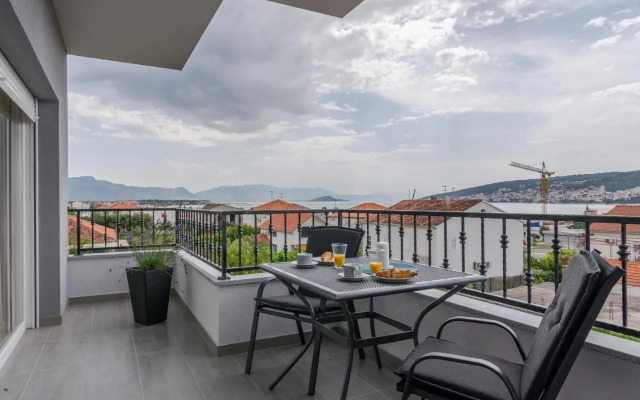 Villa Apartments AA 1