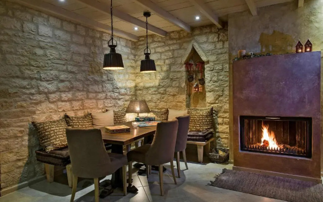 Aberratio Boutique Hotel