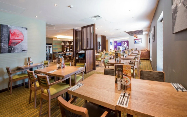 Premier Inn Portsmouth Havant South