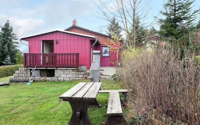 Quaint Holiday Home in Güntersberge near Lake