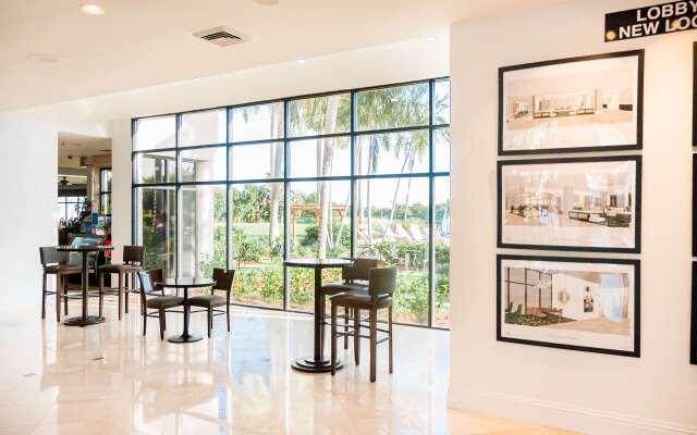 Hilton Palm Beach PBI