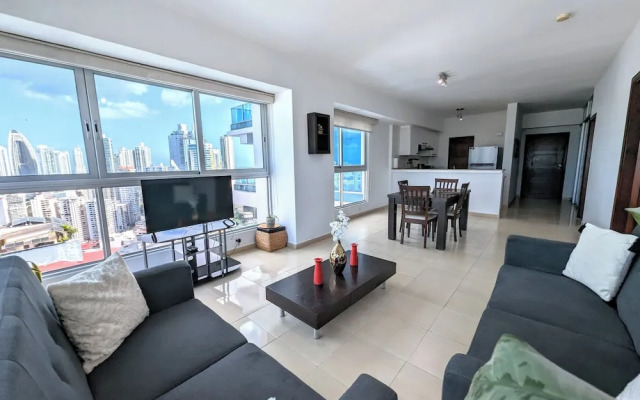 Yc 3602 l Apartamento 2BR en av Balboa