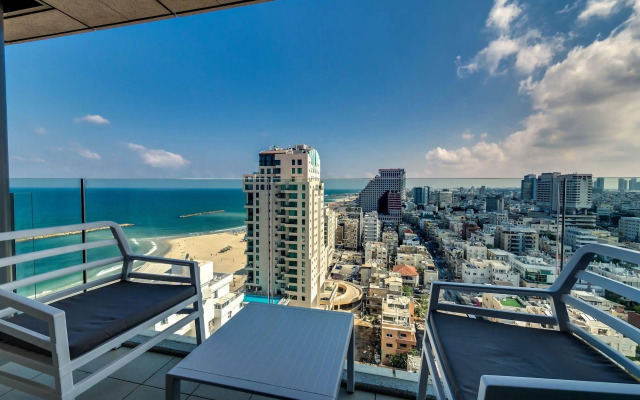 Royal Beach Tel Aviv Hotel