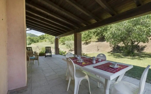 Villa Popiglio Comfortable Holiday Residence