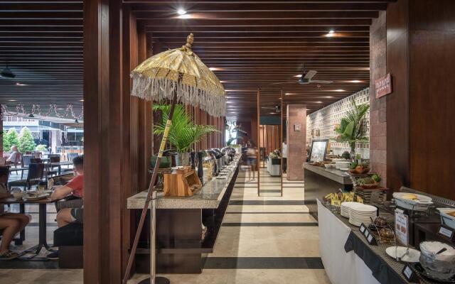 Suites by Watermark Hotel and Spa