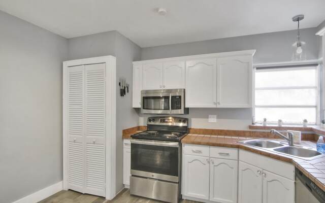 Tarpon River Getaway