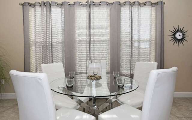 Solterra - 4187 Oaktree By Fairytale VR