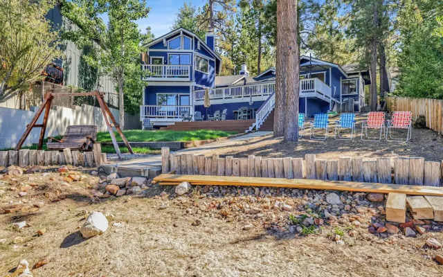 Serenity Cove Lake House #2472 by Big Bear Vacations