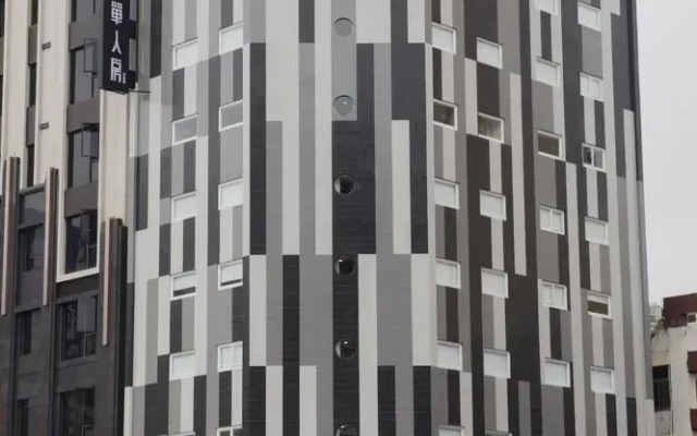 Single Inn Kaohsiung Station Hostel