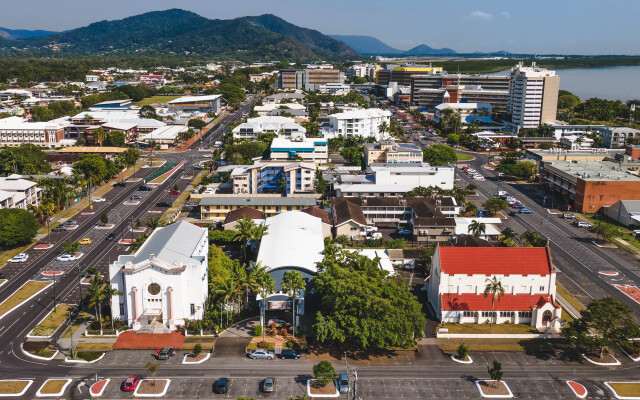 Heritage Cairns