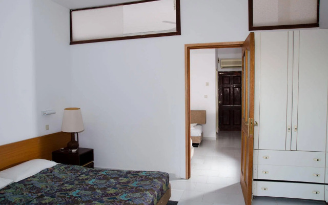 Gnest Apartments