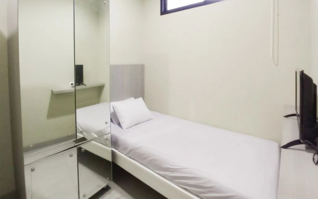 RedDoorz near Big Mall Samarinda – Guest Rooms – Samarinda