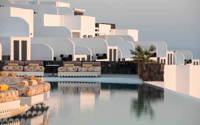 Cresanto Luxury Suites - Adults Only