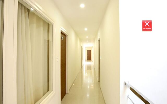 OYO 8954 Hotel Joy