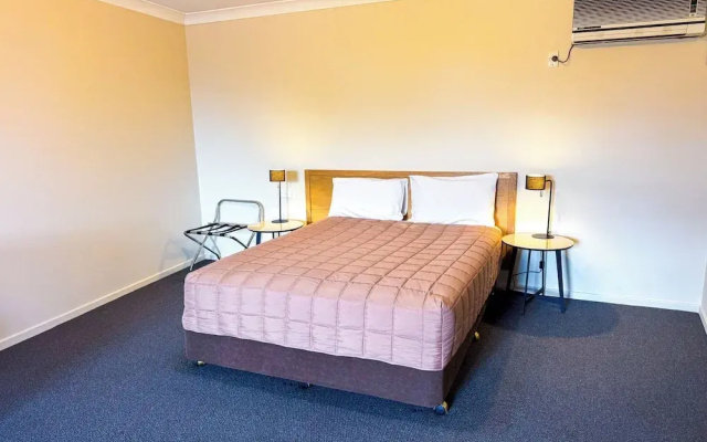 Nandewar Motor Inn