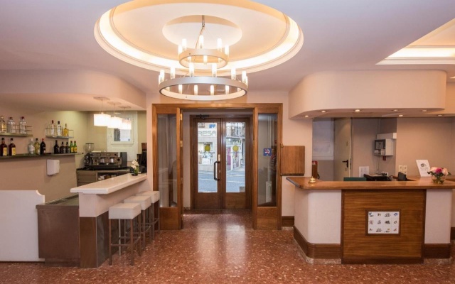 Hotel Oros by Nexta