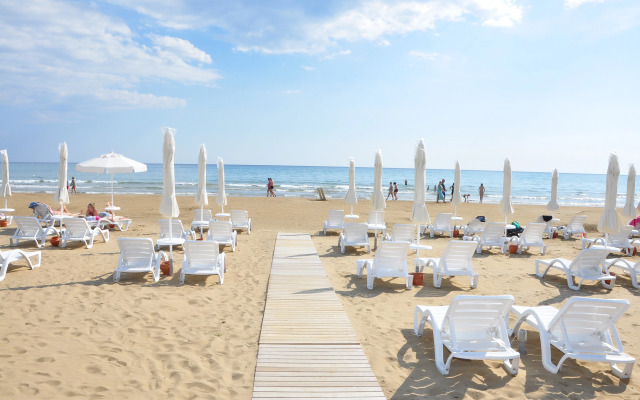 Cinar Family Suite Hotel