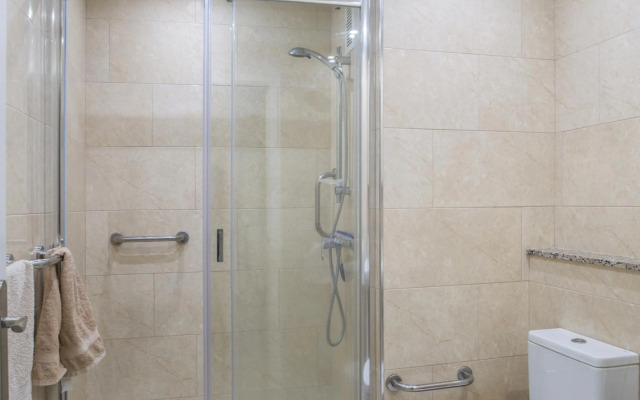 Marina view modern apartment