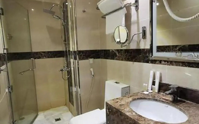 Ozone hotel