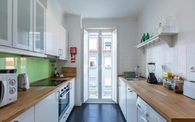 Bright Apartment with Two Bedrooms - BP31