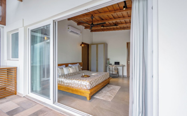 ELIVAAS Antarmann Casa Ember 2BHK