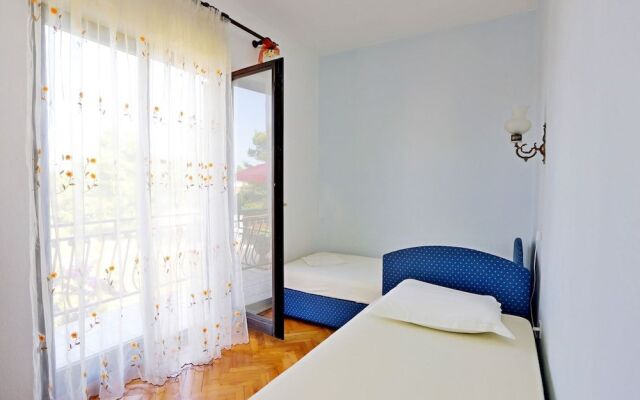 Apartments Dvornik