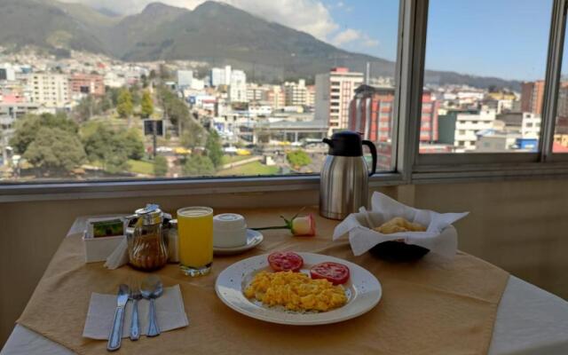 Val Hotel Santamaria Quito