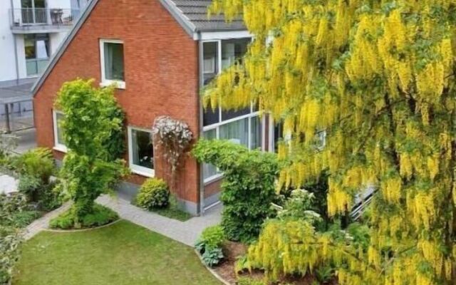 Harbor Getaway at the Museumsberg