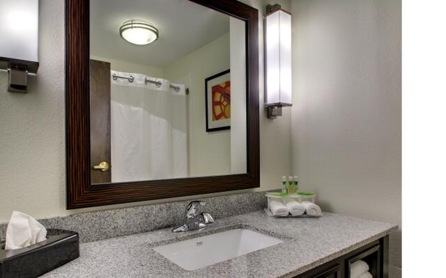 Holiday Inn Express Hotel & Suites Meridian, an IHG Hotel