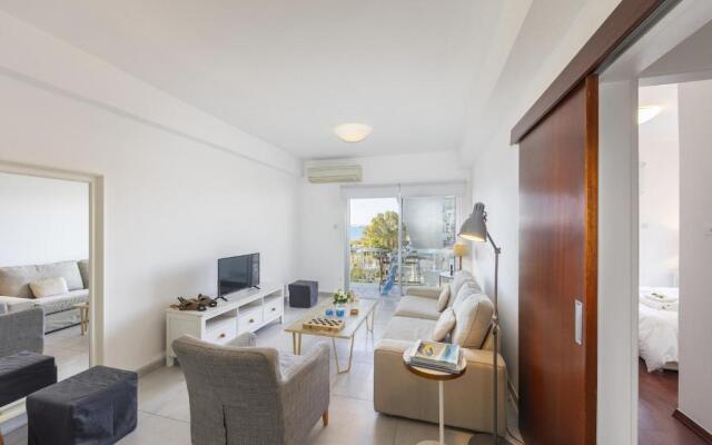 Limassol Olimpia Beach Suite