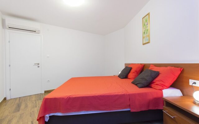 Apartments Maja