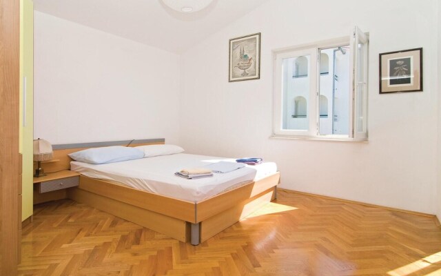 Amazing Home in Stanici With Wifi and 4 Bedrooms