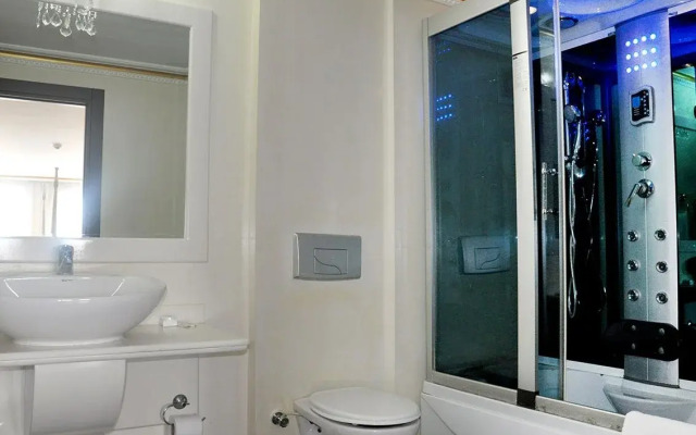 Hettie Hotel