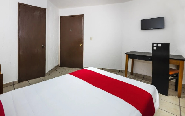 OYO Hotel Los Pinos Silao