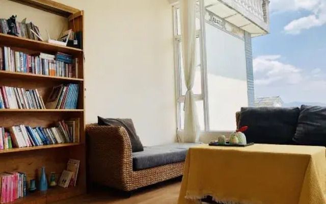 Summerfield Mountain Lodge · Dali Old Town