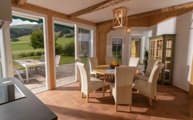 Chalet Yuma 4 People