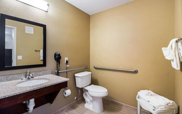 MainStay Suites Fargo - I-94 Medical Center