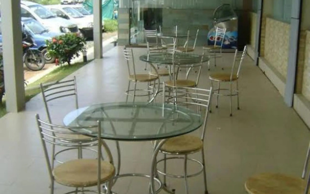 Empire the Grande Suites